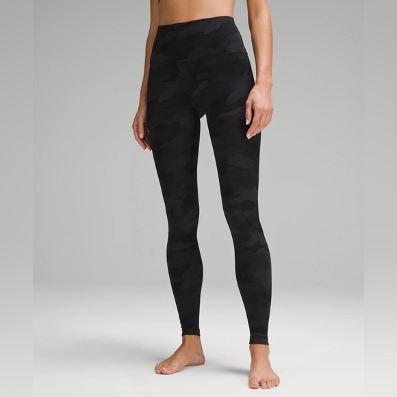 Wunder Under Camo Leggings - Picture 1 of 3